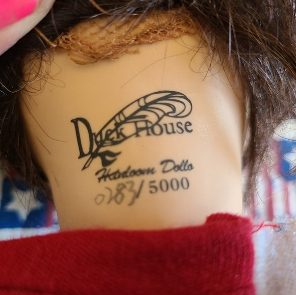 Duck House Heirloom porcelain doll - Picture 3 of 3